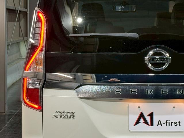 セレナ ハイウェイスターＶ　４ＷＤ　純正９インチ大型ナビ　後席モニター　プロパイロット　アラウンドビューモニター　デジタルインナーミラー　ステアリングヒーター　両側電動スライドドア　オプション防水シート　純正アルミホイール（5枚目）