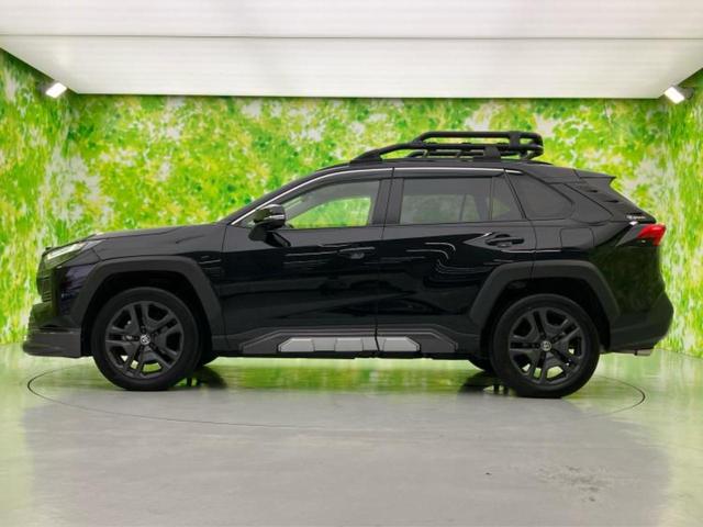 ＲＡＶ４ ４ＷＤハイブリッドアドベンチャー　保証書／ディスプレイオーディオ＋ナビ／衝突安全装置／シートヒーター／パノラミックビューモニター／車線逸脱防止支援システム／シート　フルレザー／パーキングアシスト　バックガイド　革シート　全周囲カメラ（2枚目）