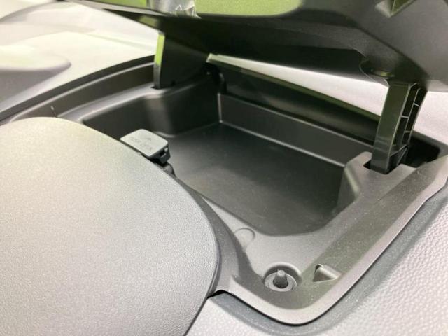 シエンタ ハイブリッドＸ　保証書／ディスプレイオーディオ／衝突安全装置／電動スライドドア／車線逸脱防止支援システム／ヘッドランプ　ＬＥＤ／Ｂｌｕｅｔｏｏｔｈ接続／ＥＢＤ付ＡＢＳ／横滑り防止装置／アイドリングストップ　禁煙車（38枚目）