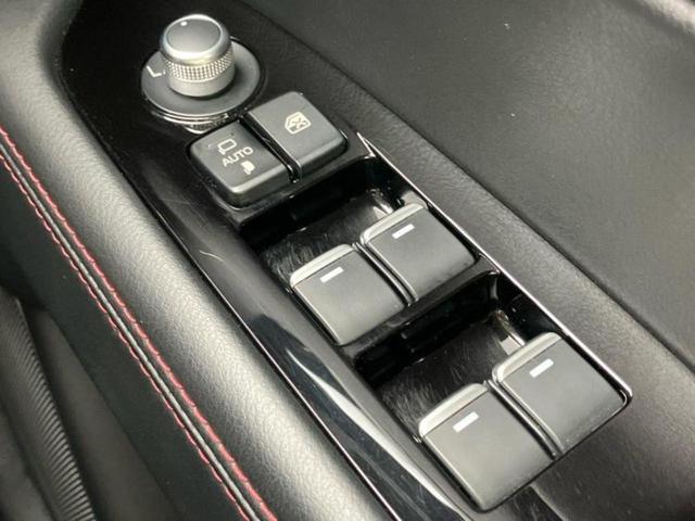 ＣＸ－５ ＸＤブラックトーンエディション　新品タイヤ／ＢＯＳＥ／保証書／純正　１０インチ　ＳＤナビ／アイアクティブセンス（マツダ）／シートヒーター　前席／３６０°ビューモニター／車線逸脱防止支援システム／シート　ハーフレザー／電動バックドア（18枚目）