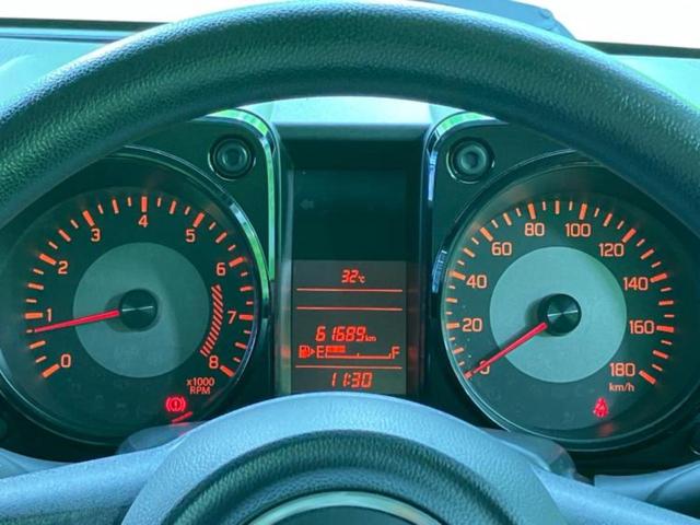 ジムニーシエラ ４ＷＤ　ＪＬ　シートヒーター　前席／ＥＢＤ付ＡＢＳ／横滑り防止装置／禁煙車／エアバッグ　運転席／エアバッグ　助手席／アルミホイール　純正　１５インチ／パワーウインドウ／エンジンスタートボタン／キーレススタート（9枚目）