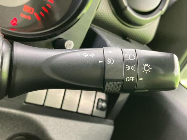 ジムニーシエラ ４ＷＤ　ＪＬ　シートヒーター　前席／ＥＢＤ付ＡＢＳ／横滑り防止装置／禁煙車／エアバッグ　運転席／エアバッグ　助手席／アルミホイール　純正　１５インチ／パワーウインドウ／エンジンスタートボタン／キーレススタート（11枚目）