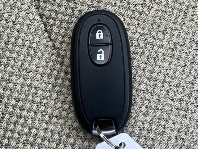 ＷＥＣＡＲＳでは各商談席に大型モニターをご用意しております！見やすい大画面でゆったりと全国の在庫をご覧いただけます！是非ご来店お待ちしております！