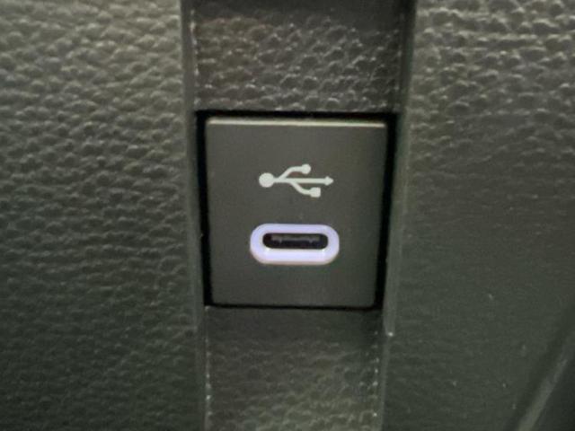 WECARSの店舗にはキッズコーナーがございます!お子様連れのお客様もごゆっくり車選びをお楽しみいただける空間です!