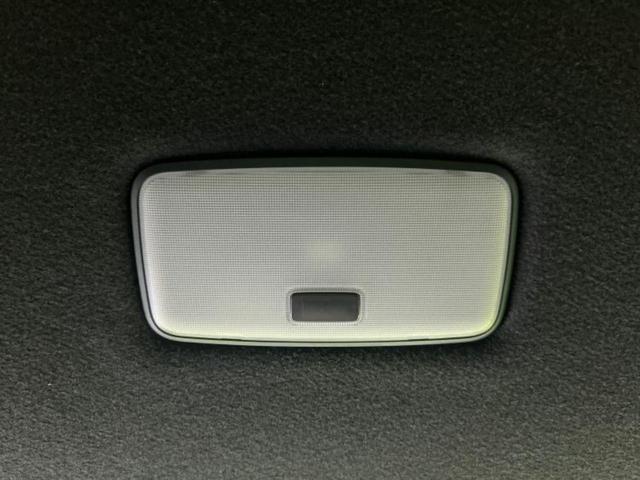 WECARSの展示場では実際に見て、触ってお車をお選びいただけます!知識の豊富な営業スタッフが様々なカーライフをご提案いたします!