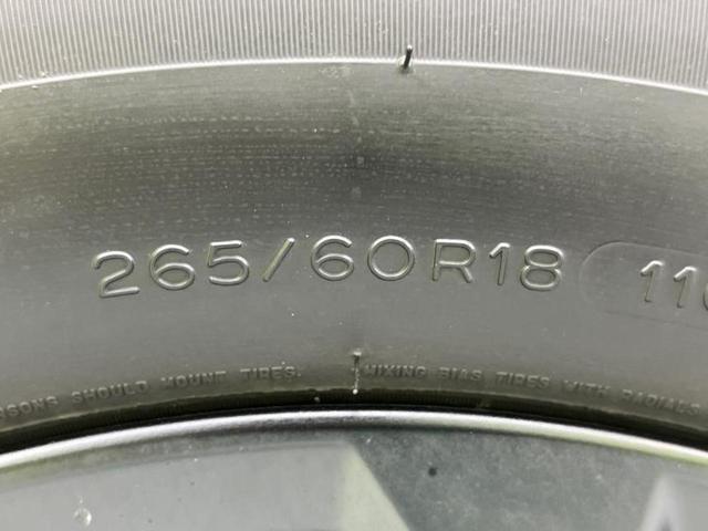 WECARSの展示場では実際に見て、触ってお車をお選びいただけます!知識の豊富な営業スタッフが様々なカーライフをご提案いたします!