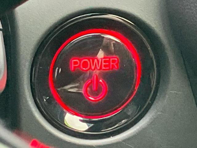 お車に合わせて無料保証以外にも、保証範囲、期間、距離を拡充させた有料保証もご用意しております！中古車の購入が初めてで不安・・・というお客様もご安心ください！