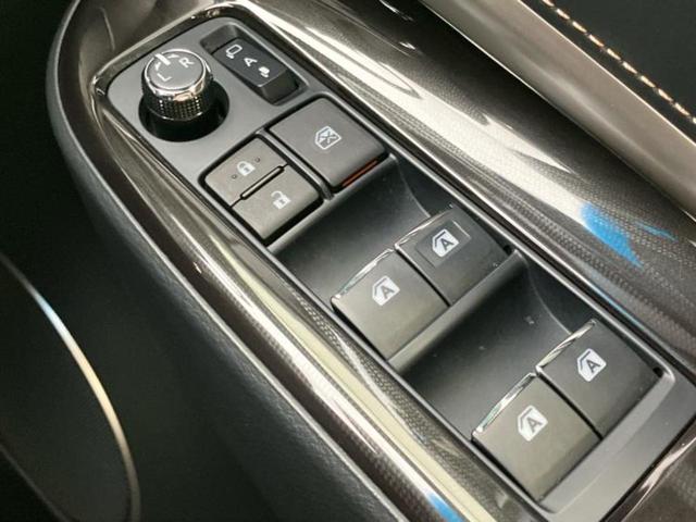 お車に合わせて無料保証以外にも、保証範囲、期間、距離を拡充させた有料保証もご用意しております！中古車の購入が初めてで不安・・・というお客様もご安心ください！