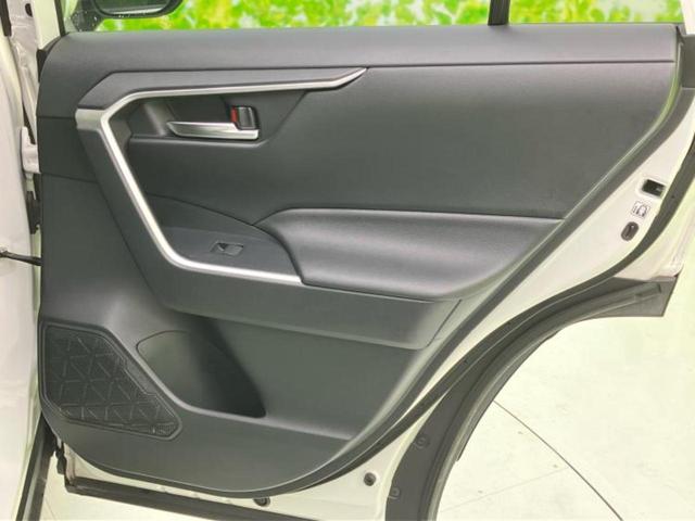 「この車の写真をもっと見たい」「状態が気になる」「この装備はついている？」どんな小さな疑問でもお気軽にお問い合わせください！