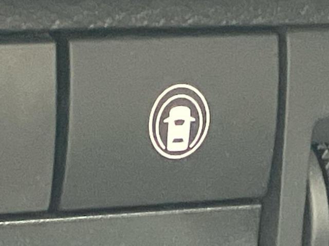 国産車から輸入車まで多様なお客様のニーズのお応えできるように、全国規模で豊富な在庫展開！車のことならＷＥＣＡＲＳへ！