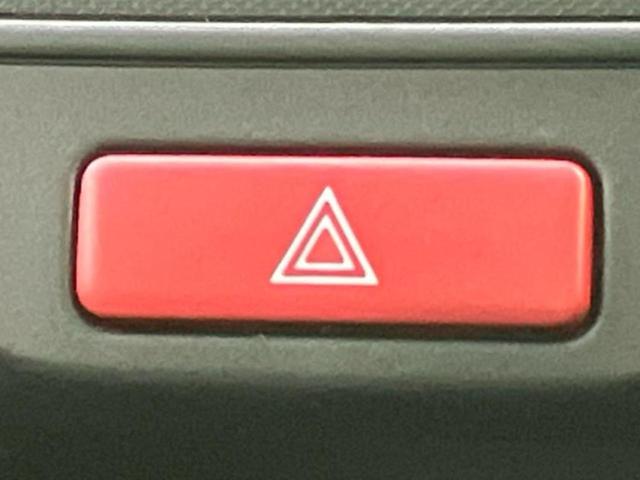 お車に合わせて無料保証以外にも、保証範囲、期間、距離を拡充させた有料保証もご用意しております！中古車の購入が初めてで不安・・・というお客様もご安心ください！