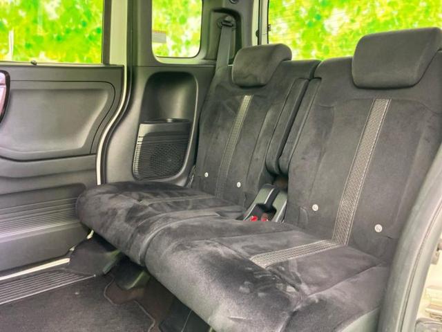 ＷＥＣＡＲＳでは各商談席に大型モニターをご用意しております！見やすい大画面でゆったりと全国の在庫をご覧いただけます！是非ご来店お待ちしております！