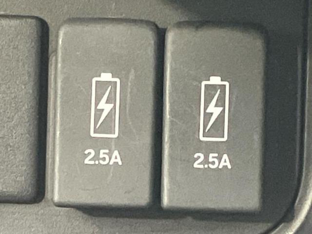 ＷＥＣＡＲＳの展示場では実際に見て、触ってお車をお選びいただけます！知識の豊富な営業スタッフが様々なカーライフをご提案いたします！