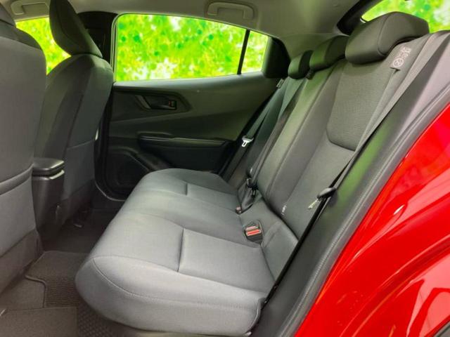 ＷＥＣＡＲＳでは各商談席に大型モニターをご用意しております！見やすい大画面でゆったりと全国の在庫をご覧いただけます！是非ご来店お待ちしております！