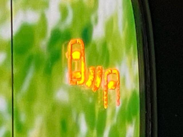 ＷＥＣＡＲＳでは各商談席に大型モニターをご用意しております！見やすい大画面でゆったりと全国の在庫をご覧いただけます！是非ご来店お待ちしております！