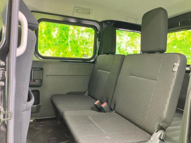 ＷＥＣＡＲＳでは各商談席に大型モニターをご用意しております！見やすい大画面でゆったりと全国の在庫をご覧いただけます！是非ご来店お待ちしております！