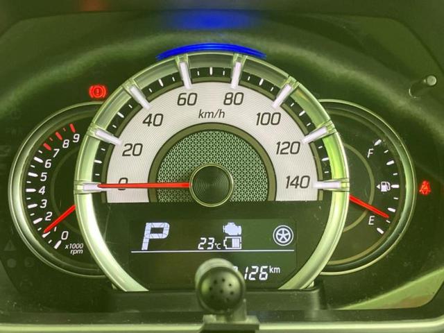 ＷＥＣＡＲＳの展示場では実際に見て、触ってお車をお選びいただけます！知識の豊富な営業スタッフが様々なカーライフをご提案いたします！