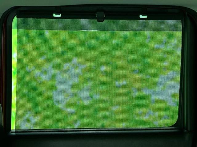 ＷＥＣＡＲＳでは各商談席に大型モニターをご用意しております！見やすい大画面でゆったりと全国の在庫をご覧いただけます！是非ご来店お待ちしております！