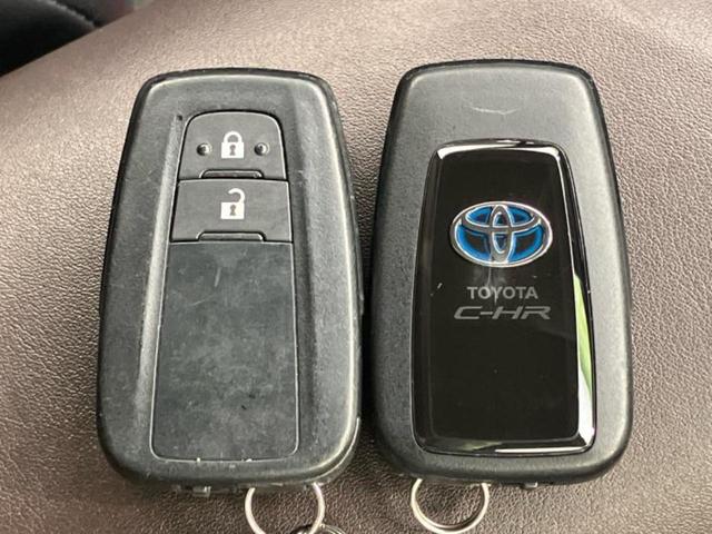 ＷＥＣＡＲＳでは各商談席に大型モニターをご用意しております！見やすい大画面でゆったりと全国の在庫をご覧いただけます！是非ご来店お待ちしております！