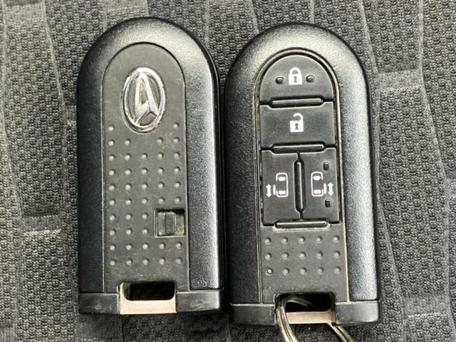 ＷＥＣＡＲＳでは各商談席に大型モニターをご用意しております！見やすい大画面でゆったりと全国の在庫をご覧いただけます！是非ご来店お待ちしております！