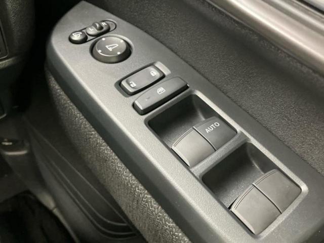 国産車から輸入車まで多様なお客様のニーズのお応えできるように、全国規模で豊富な在庫展開！車のことならＷＥＣＡＲＳへ！