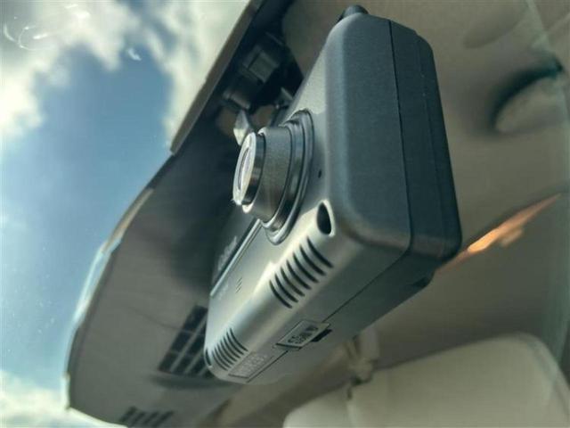 お車に合わせて無料保証以外にも、保証範囲、期間、距離を拡充させた有料保証もご用意しております！中古車の購入が初めてで不安・・・というお客様もご安心ください！