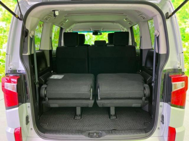 デリカＤ：５ ４ＷＤ　Ｐ　新品タイヤ／保証書／社外　９インチ　ＳＤナビ／衝突安全装置／両側電動スライドドア／シートヒーター／全方位モニター／車線逸脱防止支援システム／電動バックドア／ヘッドランプ　ＬＥＤ　衝突被害軽減システム（21枚目）