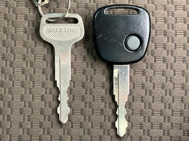 エブリイ ジョインターボ　新品タイヤ／社外　ＳＤナビ／デュアルカメラブレーキサポート（スズキ）／Ｂｌｕｅｔｏｏｔｈ接続／ＥＢＤ付ＡＢＳ／フルセグＴＶ／ＤＶＤ／ターボ／禁煙車／エアバッグ　運転席／エアバッグ　助手席　ＤＶＤ再生（22枚目）