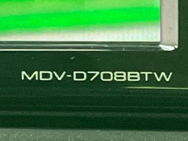 ＷＥＣＡＲＳでは各商談席に大型モニターをご用意しております！見やすい大画面でゆったりと全国の在庫をご覧いただけます！是非ご来店お待ちしております！