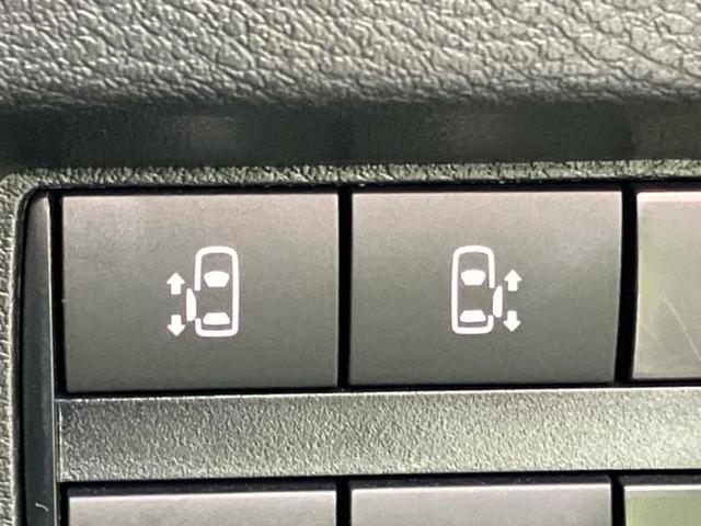 国産車から輸入車まで多様なお客様のニーズのお応えできるように、全国規模で豊富な在庫展開！車のことならＷＥＣＡＲＳへ！