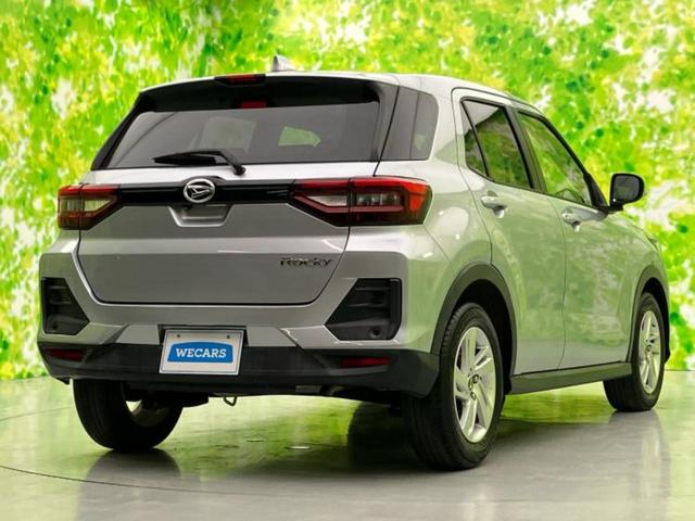 全国に店舗を展開しているのでどこでもお取り寄せが可能です！この車が気になるけど遠方だから・・・と諦める必要はありません！※別途陸送費が必要です。