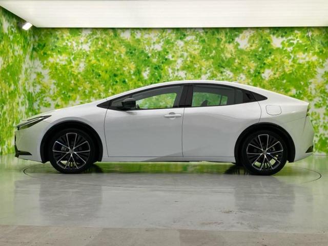 プリウス Ｚ　保証書／ディスプレイオーディオ＋ナビ１２．３インチ／トヨタセーフティセンス／エアーシート　前席／パノラミックビューモニター／車線逸脱防止支援システム／シート　合皮　衝突被害軽減システム　全周囲カメラ（2枚目）