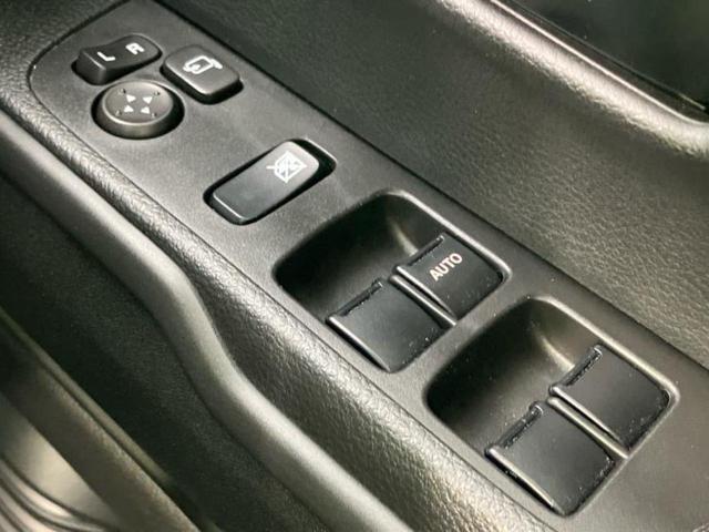 ＷＥＣＡＲＳの展示場では実際に見て、触ってお車をお選びいただけます！知識の豊富な営業スタッフが様々なカーライフをご提案いたします！