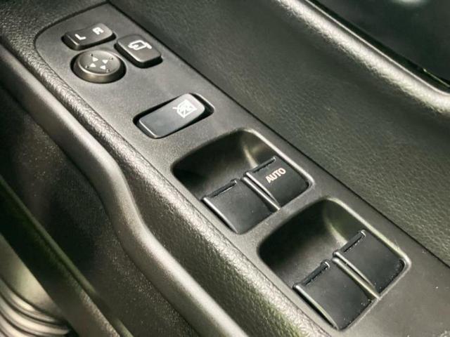 ＷＥＣＡＲＳの展示場では実際に見て、触ってお車をお選びいただけます！知識の豊富な営業スタッフが様々なカーライフをご提案いたします！