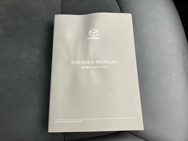 ＷＥＣＡＲＳでは各商談席に大型モニターをご用意しております！見やすい大画面でゆったりと全国の在庫をご覧いただけます！是非ご来店お待ちしております！