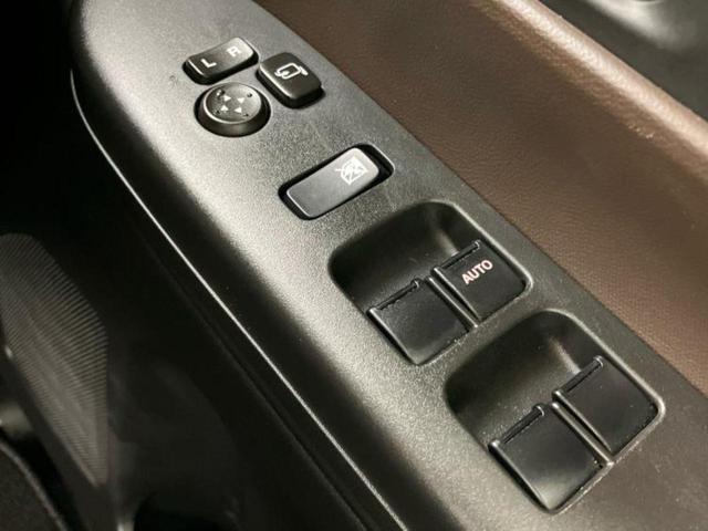 ＷＥＣＡＲＳの展示場では実際に見て、触ってお車をお選びいただけます！知識の豊富な営業スタッフが様々なカーライフをご提案いたします！