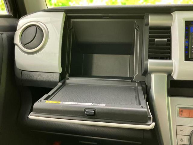 ＷＥＣＡＲＳでは各商談席に大型モニターをご用意しております！見やすい大画面でゆったりと全国の在庫をご覧いただけます！是非ご来店お待ちしております！