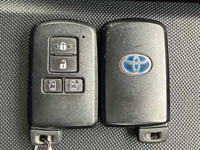 ＷＥＣＡＲＳでは各商談席に大型モニターをご用意しております！見やすい大画面でゆったりと全国の在庫をご覧いただけます！是非ご来店お待ちしております！