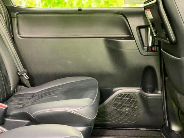 ＷＥＣＡＲＳでは各商談席に大型モニターをご用意しております！見やすい大画面でゆったりと全国の在庫をご覧いただけます！是非ご来店お待ちしております！