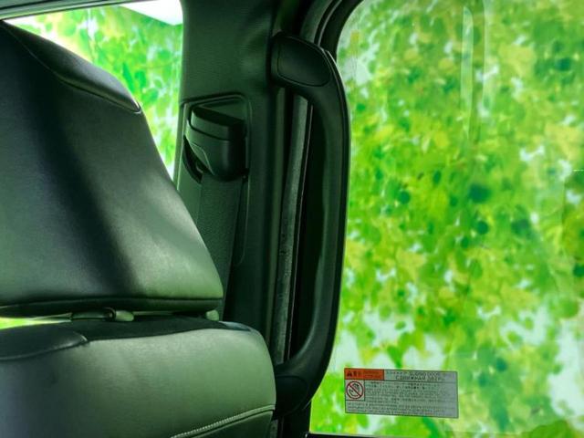 ＷＥＣＡＲＳの展示場では実際に見て、触ってお車をお選びいただけます！知識の豊富な営業スタッフが様々なカーライフをご提案いたします！