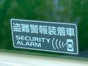 ４ＷＤ　ＪＬ　シートヒーター　前席／ＥＢＤ付ＡＢＳ／横滑り防止装置／禁煙車／エアバッグ　運転席／エアバッグ　助手席／アルミホイール　純正　１５インチ／パワーウインドウ／エンジンスタートボタン／キーレススタート（28枚目）