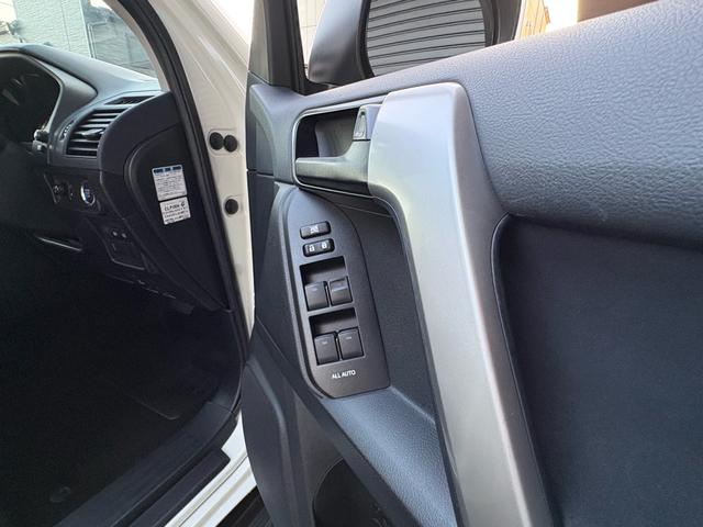 ランドクルーザープラド TX(33枚目)