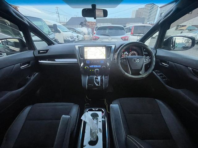 アルファード パワーステアリング,運転席エアバッグ,助手席エアバッグ,ABS,ETC,TV,キーレスエントリー,禁煙車,記録簿,電動リアゲート,左右電動ドア、ハーフレザーシート、Bluetooth接続(6枚目)