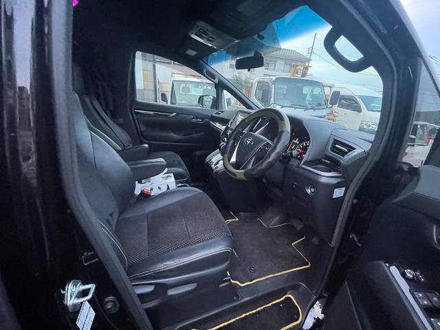 アルファード パワーステアリング,運転席エアバッグ,助手席エアバッグ,ABS,ETC,TV,キーレスエントリー,禁煙車,記録簿,電動リアゲート,左右電動ドア、ハーフレザーシート、Bluetooth接続(7枚目)