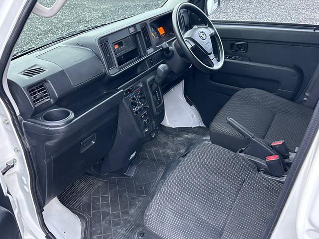 ハイゼットカーゴ ＤＸ　ＳＡＩＩＩ　カーゴ６６０デラックスＳＡＩＩＩ　ハイルーフ　４ＷＤ　ワンオーナー　ＥＴＣ（31枚目）