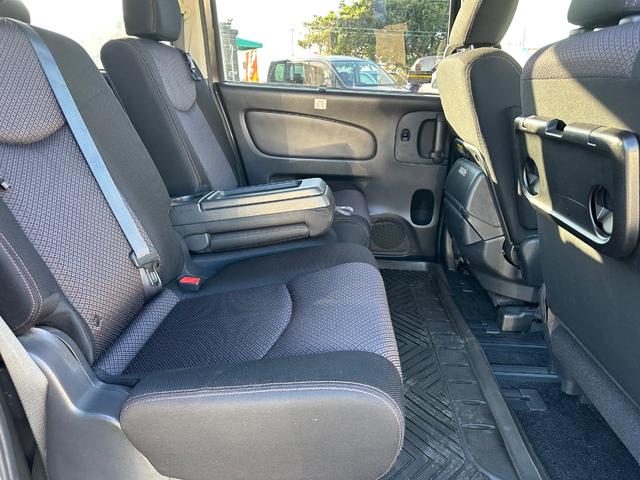 セレナ 　２．０ＨスターＨＹＢＲＩＤＡシャンテ助手席スライドＳ（26枚目）