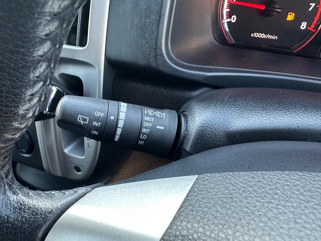 セレナ ハイウェイスター　Ｖセレクション　ＥＴＣ　ナビ　バックカメラ　両側パワースライドドア　フリップダウンモニター　後席モニター（21枚目）