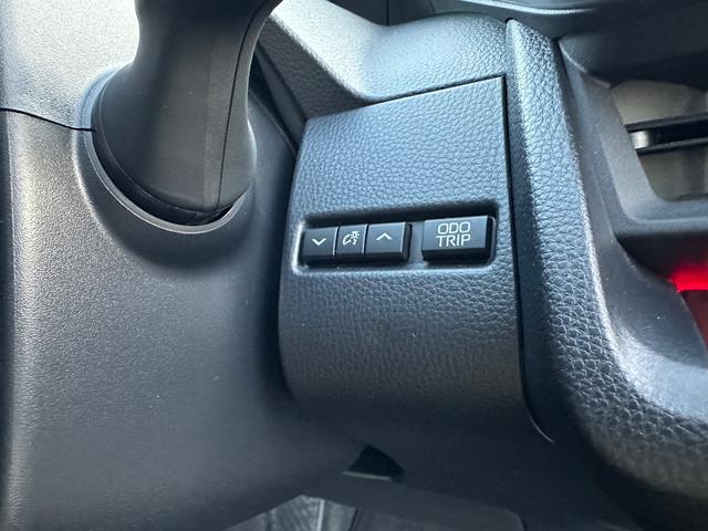 プリウス Z 全周囲カメラ シートヒーター ETC 電動トランク ステアリングヒーター クルーズコントロール(21枚目)