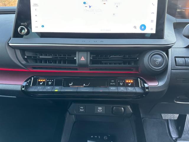 プリウス Z 全周囲カメラ シートヒーター ETC 電動トランク ステアリングヒーター クルーズコントロール(25枚目)