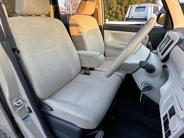 ムーヴキャンバス Ｌ　ナビ　ＴＶ　スライドドア　パワステ（15枚目）